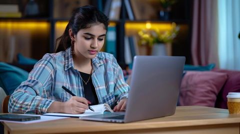 Explore Online University Courses: Programs, Learning Options, and Key Features